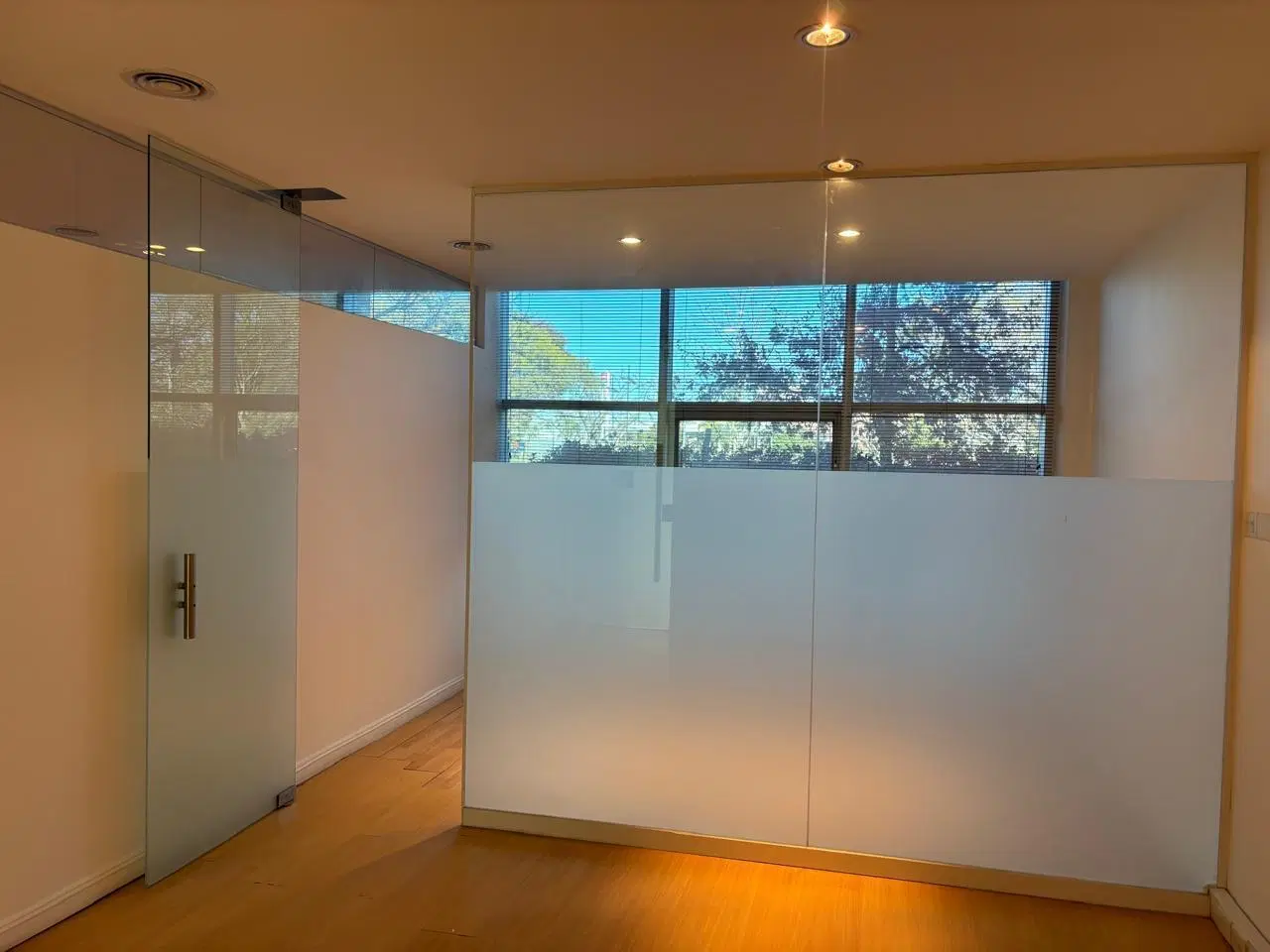 Oficina en alquiler en Skyglass 1 Ayres Vila Pilar 2