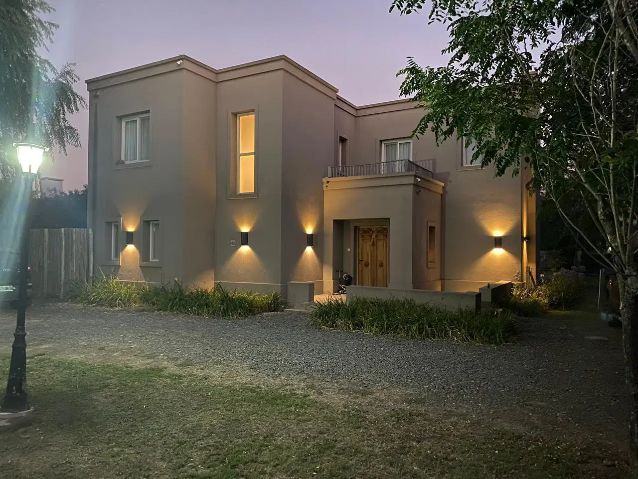 Casa en venta en La Emilia Pilar 2