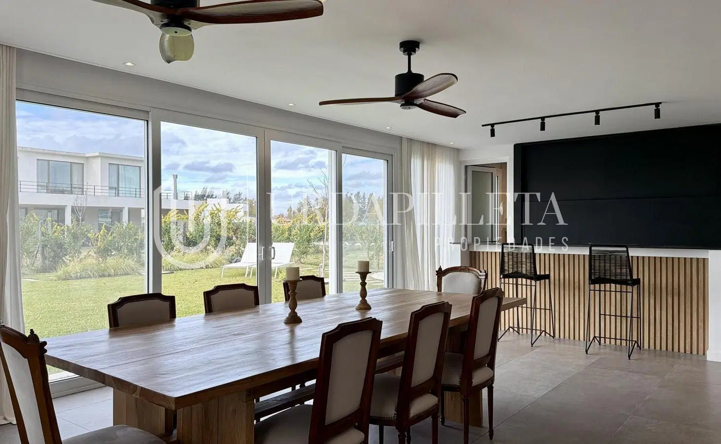 Casa en venta en Azzurra 8