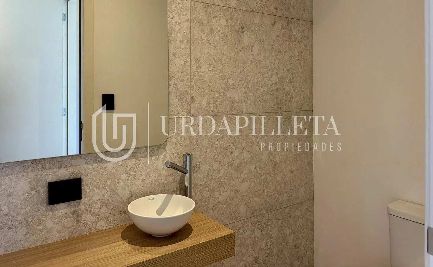 Casa a estrenar con 3 dormitorios en suite 4