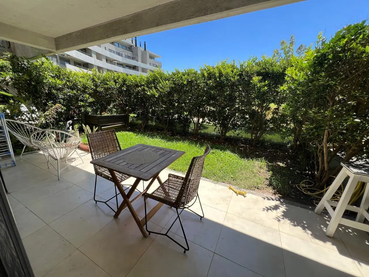 Departamento 2 ambientes en alquiler con jardin y parrilla en Civis Tortugas Pilar 4