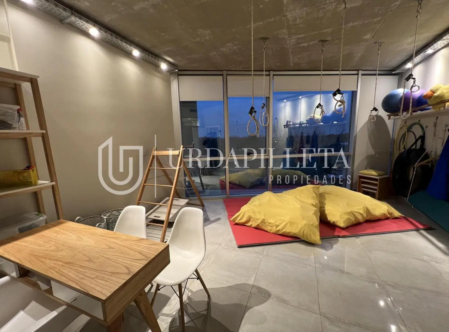 Oficina en venta en Skyglass 2  Ayres Vila  Pilar 5