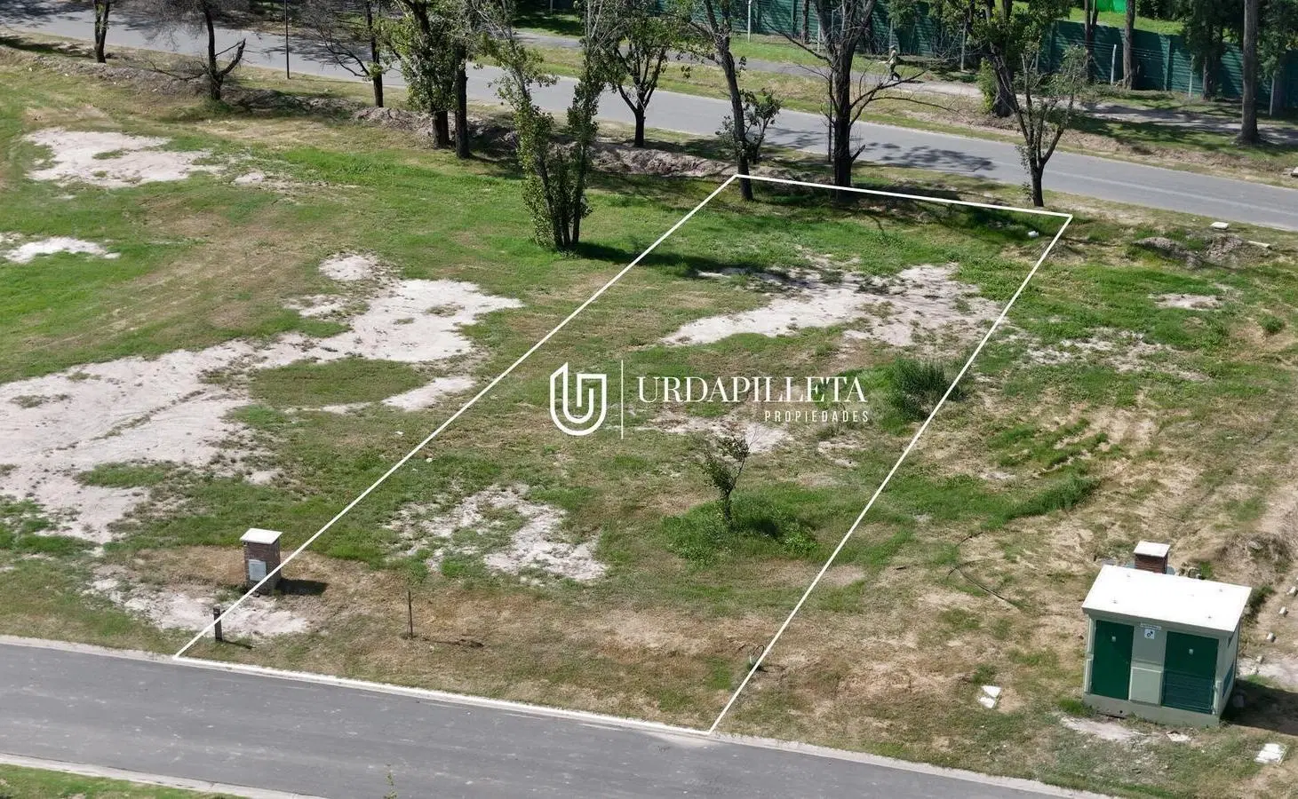 Terreno en venta en Azzurra interno orientacion Noreste 1