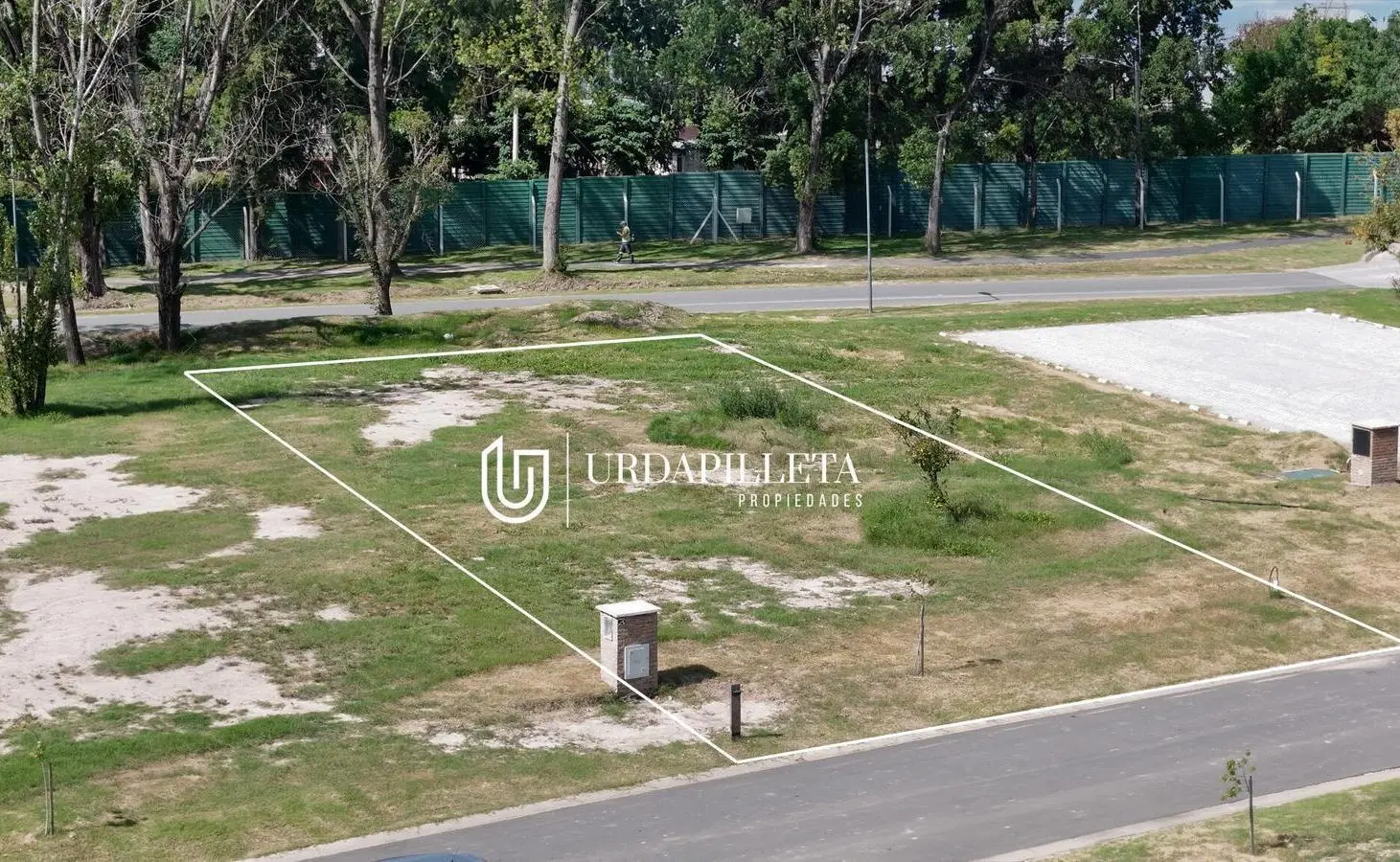 Terreno en venta en Azzurra interno orientacion Noreste 4