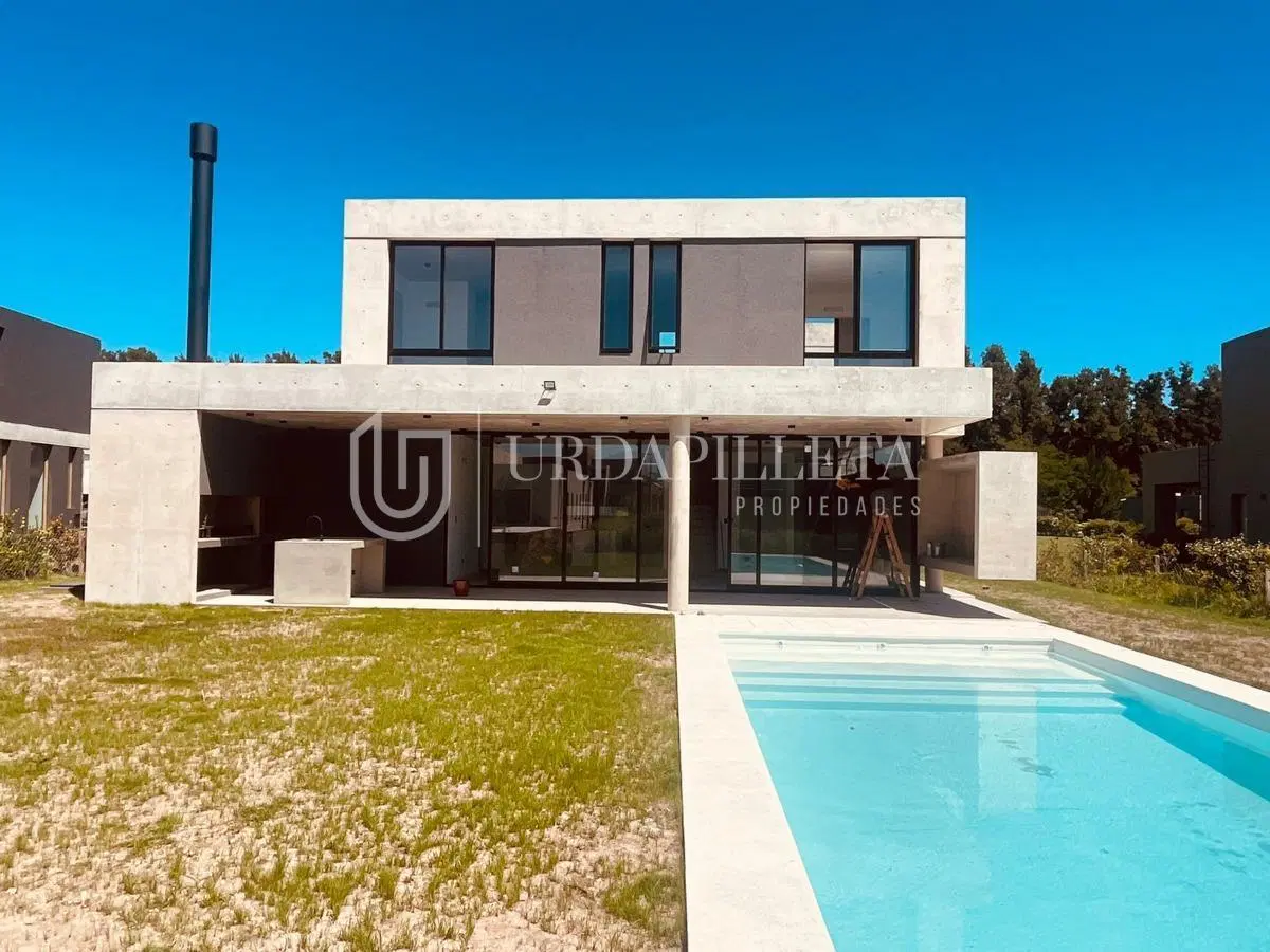 Casa en venta en Pilara en La Calesa - Urdapilleta Propiedades- 2