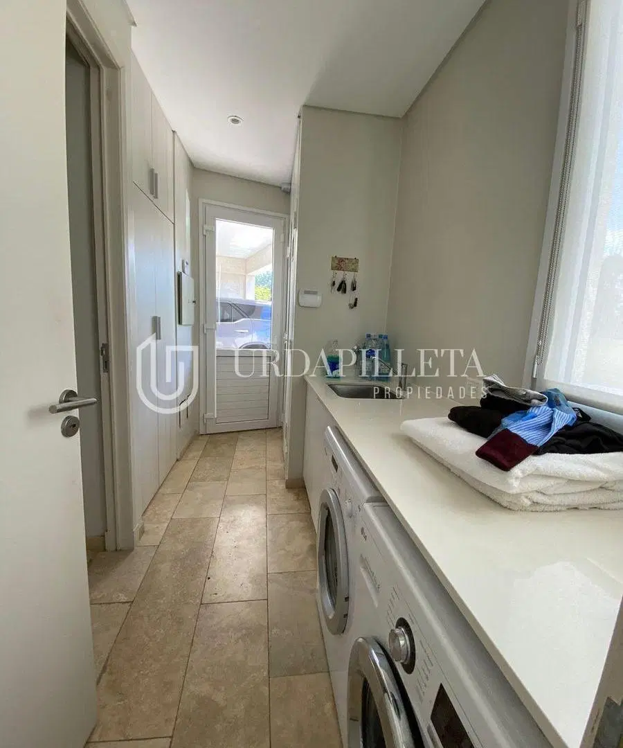 Casa en venta con vista al golf en Pilará- La Calesa- Pilar 2