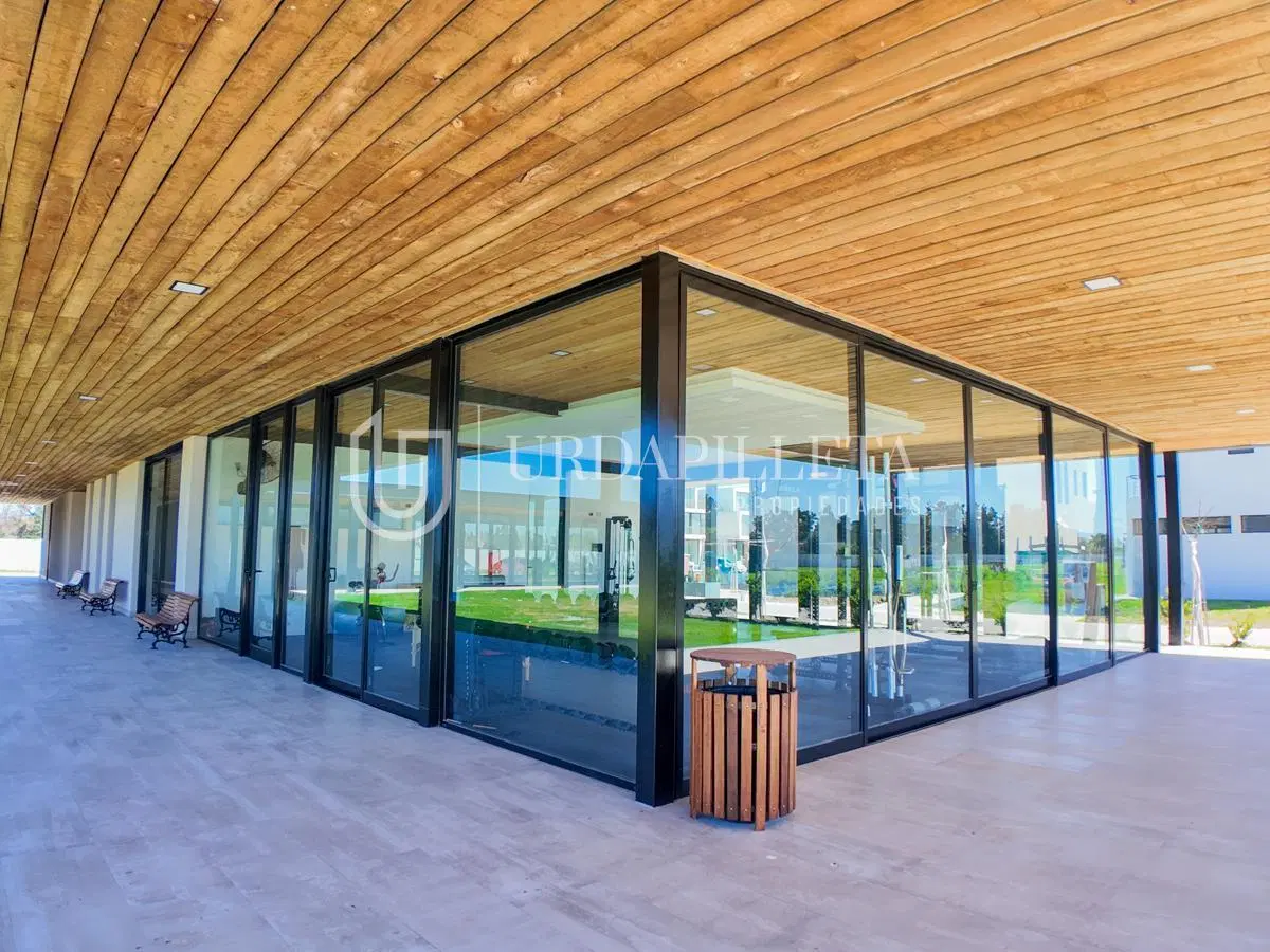 Lote en venta en El Olivar Pilar 4