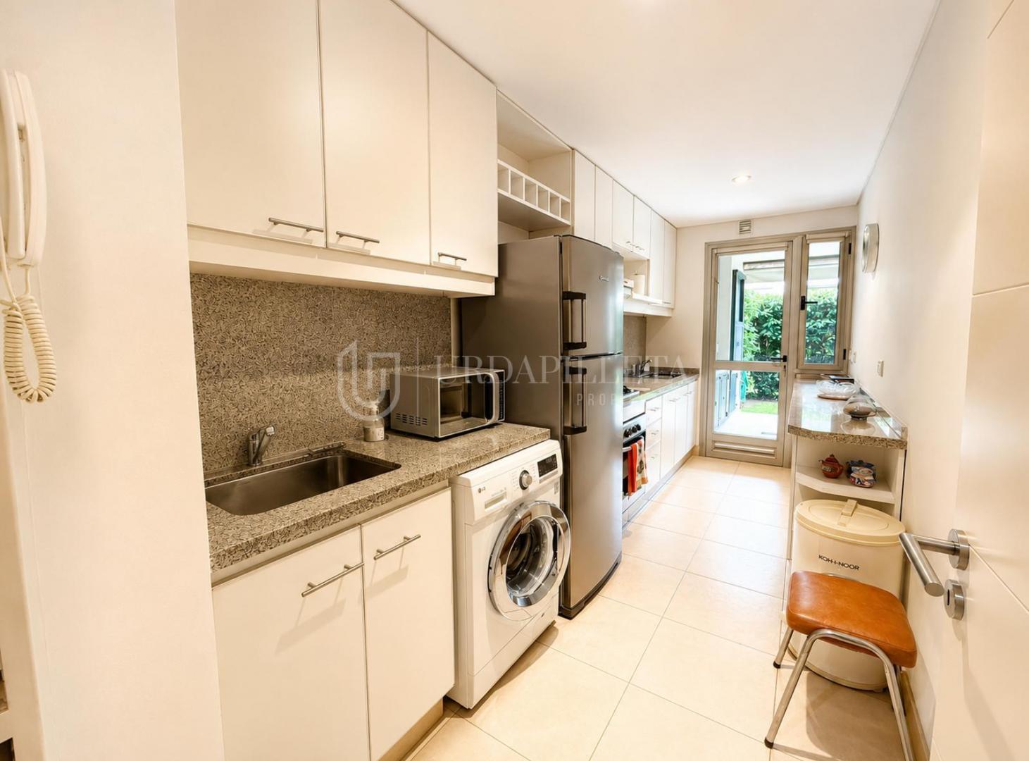 Foto de Departamento en venta 3 ambientes grande con jardin en Terrazas de Ayres Pilar, imagen 3