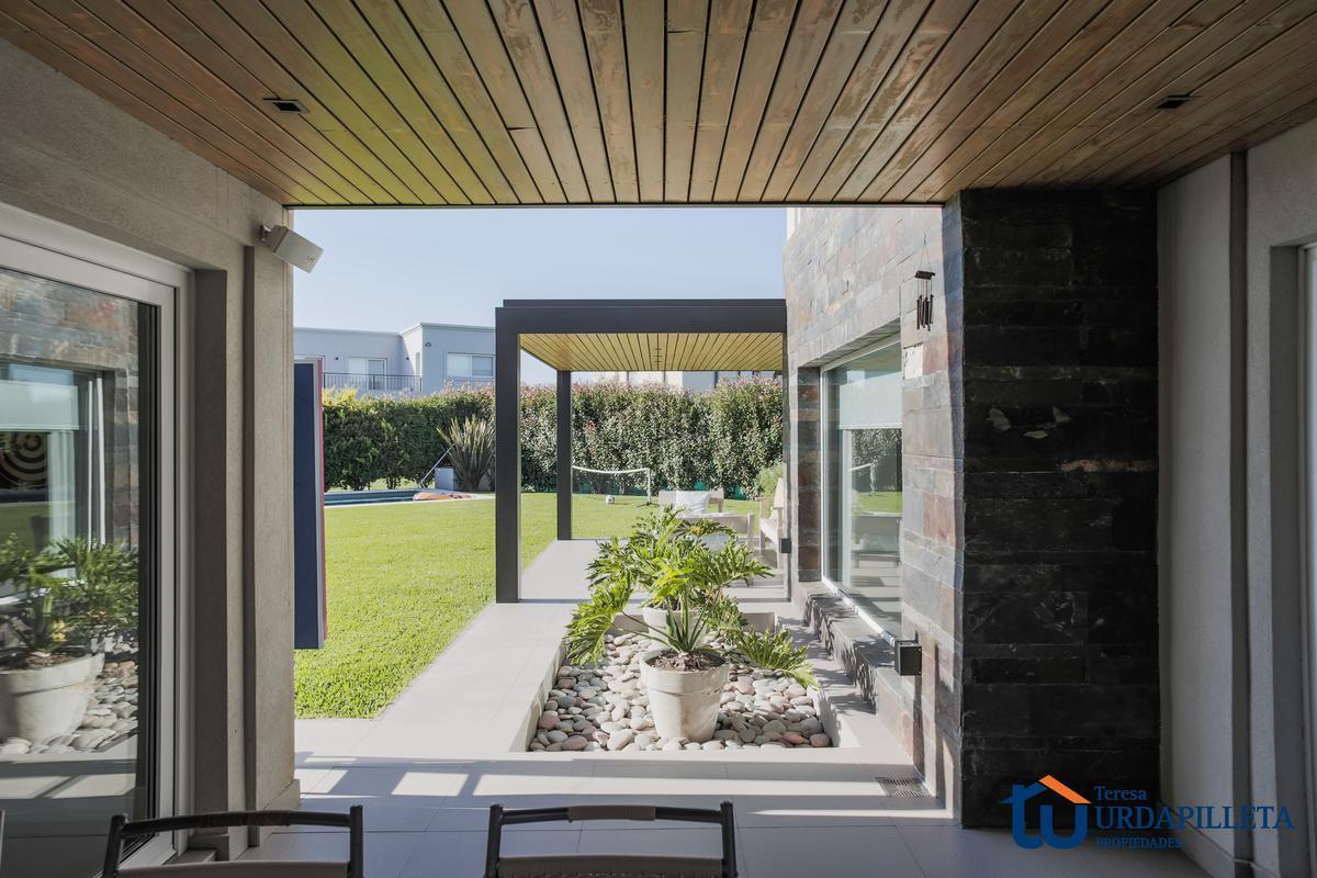 Foto de Excelente Casa en venta sobre lote interno en Ayres Plaza, imagen 5