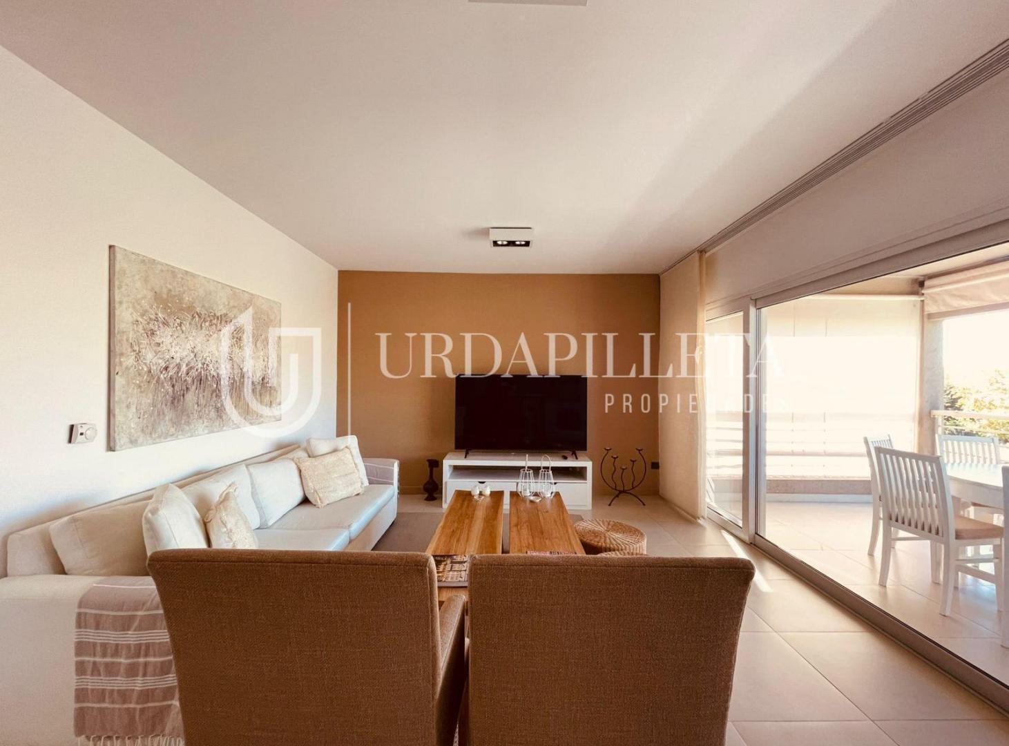 Foto de Venta de departamento de tres ambientes en Pilara, imagen 5