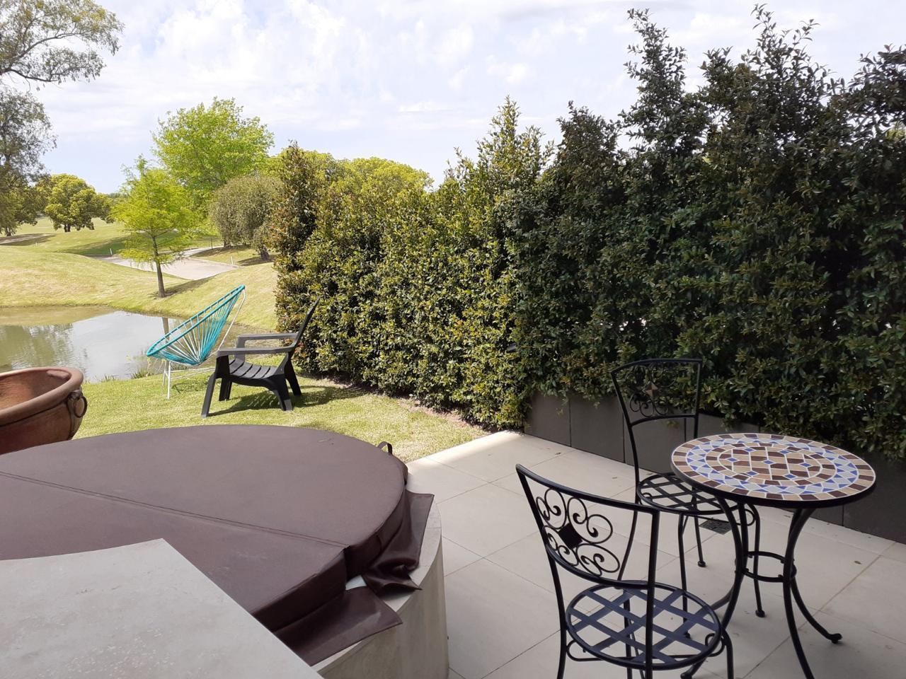 Foto de Duplex al golf con cochera y jacuzzi, imagen 3