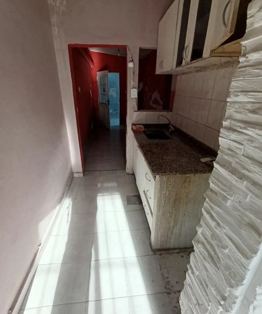 Casa de 3 ambientes en alquiler en Lomas de Zamora 2