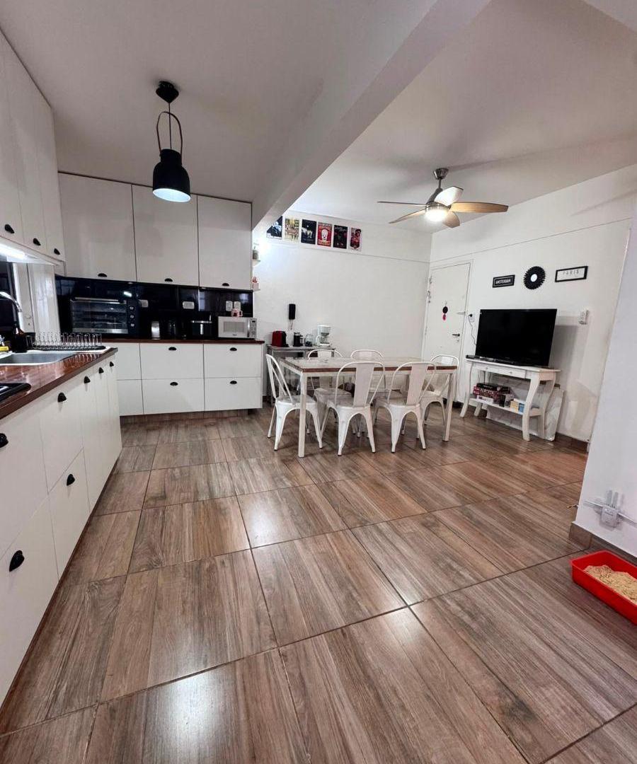 Foto de Departamento de 5 ambientes con cochera en Lomas de Zamora, imagen 3