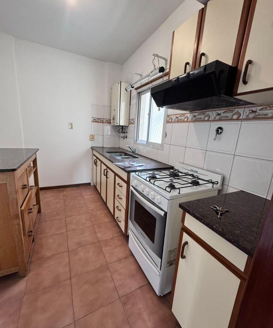 Foto de DEPARTAMENTO DE 2 AMBIENTES EN ALQUILER – CENTRO DE LOMAS DE ZAMORA, imagen 5