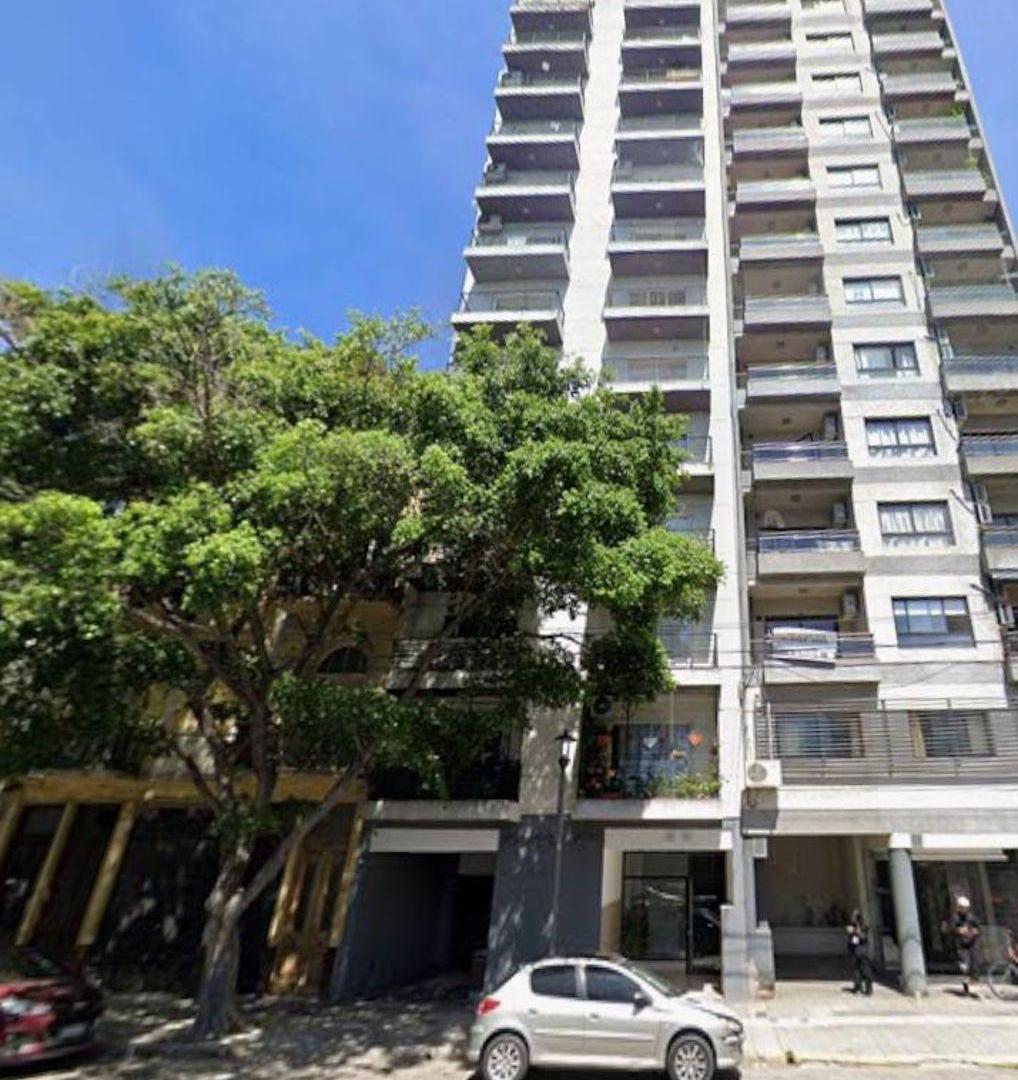 Monoambiente contrafrente con balcón a vista abierta