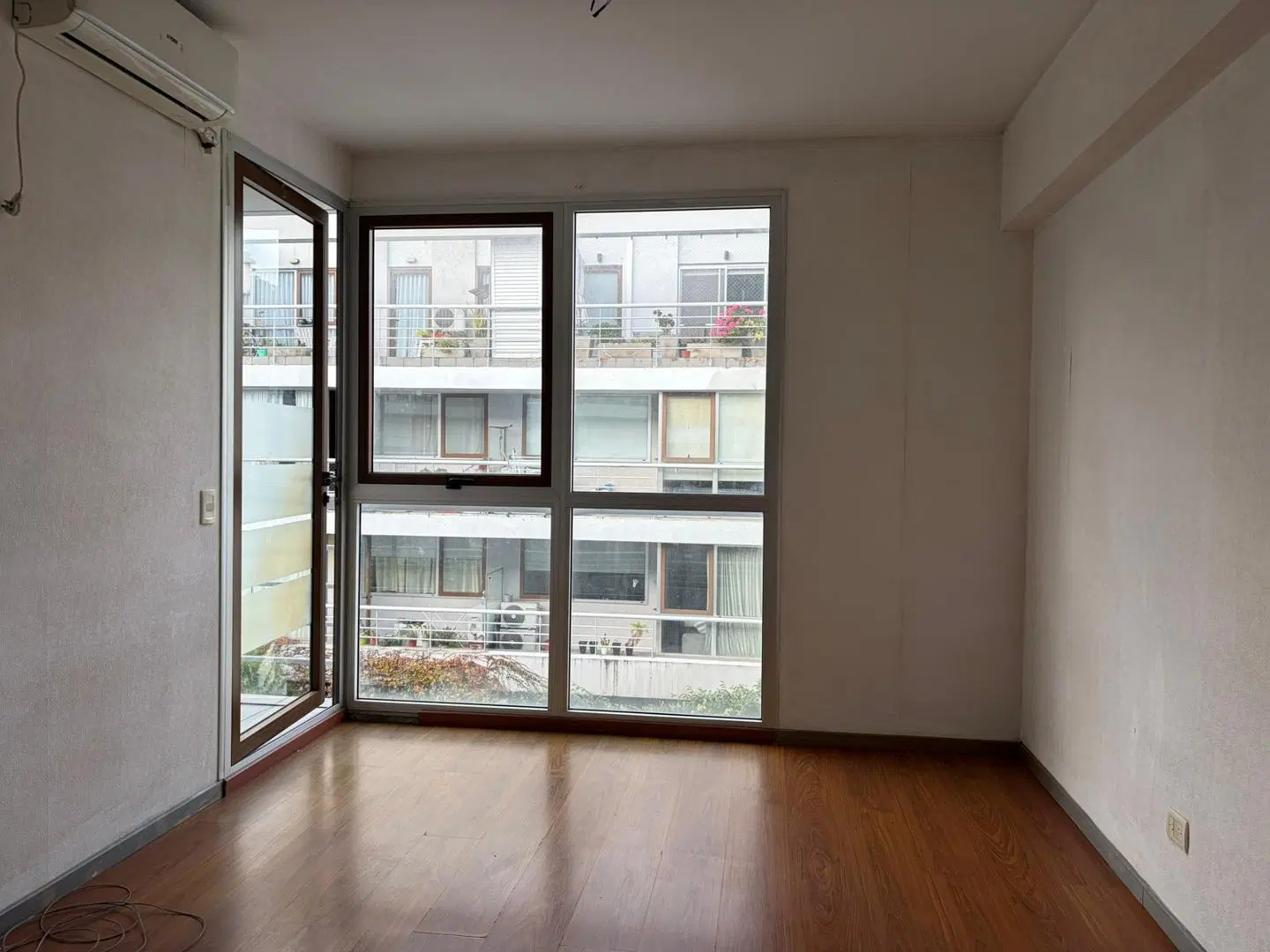 Hermoso dpto 2 amb. c/ balcón aire acond. amenities 3