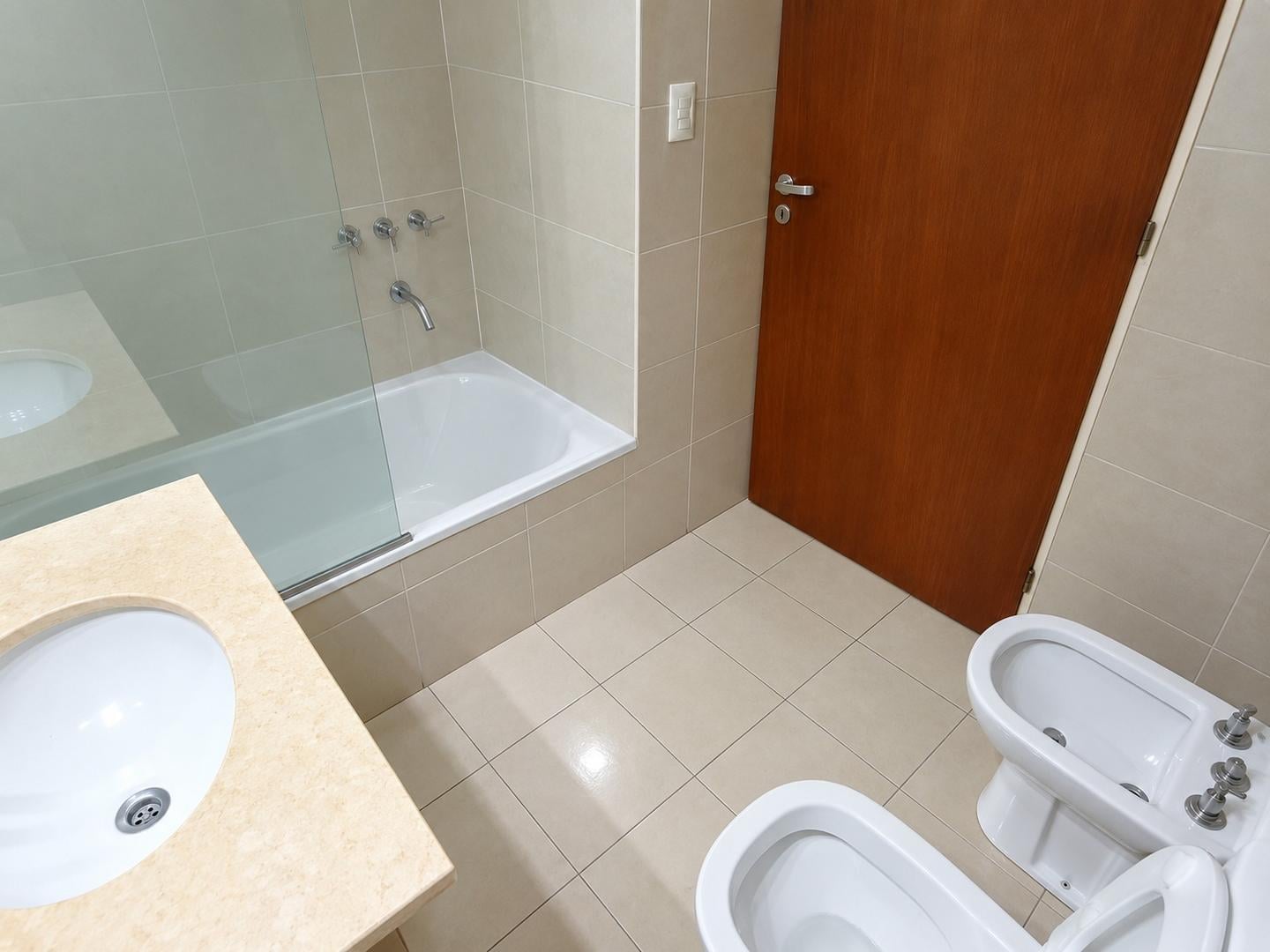 Foto de INCREÍBLE OFICINA 2 amb. y medio c/ BALCÓN y AMENITIES!!!, imagen 4
