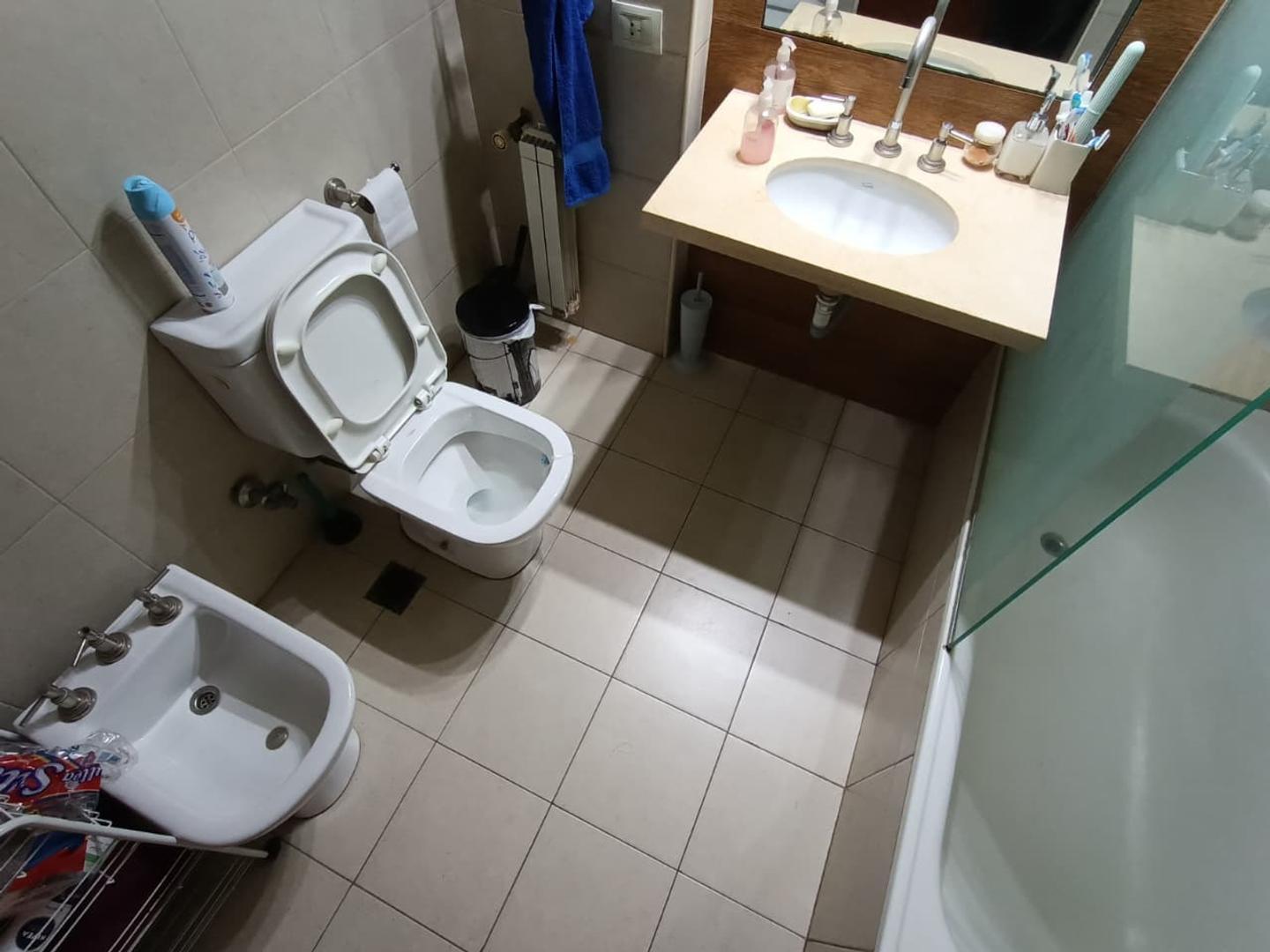 Foto de Excelente oficina 2 ambientes y medio!!, imagen 3