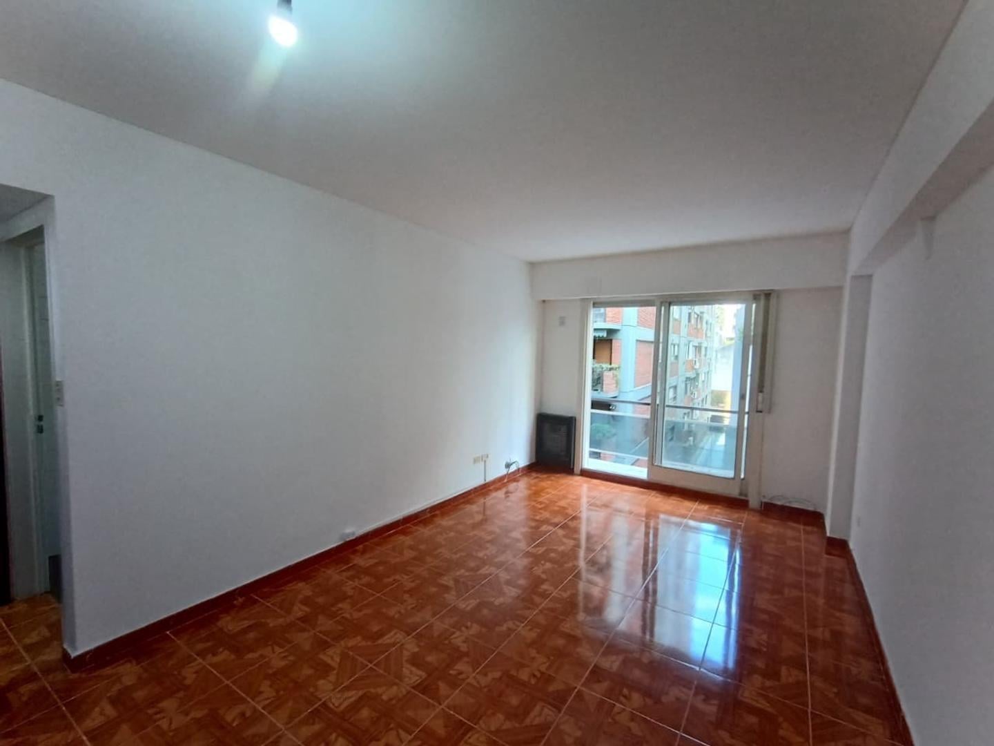 Foto de Excelente 4 ambientes c/ BALCON AL FRENTE!!!!, imagen 4