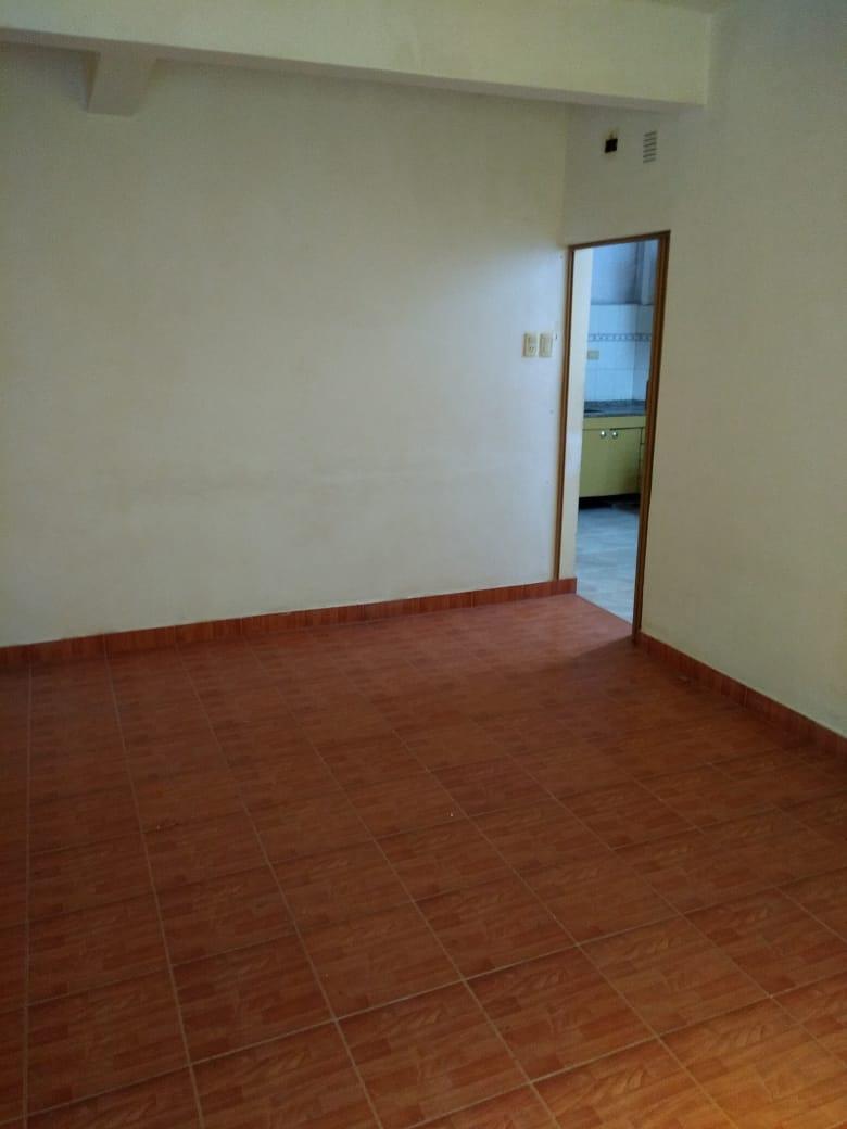 Foto de bajo el precio, PH. AL MEDIO, U$S30000, imagen 3