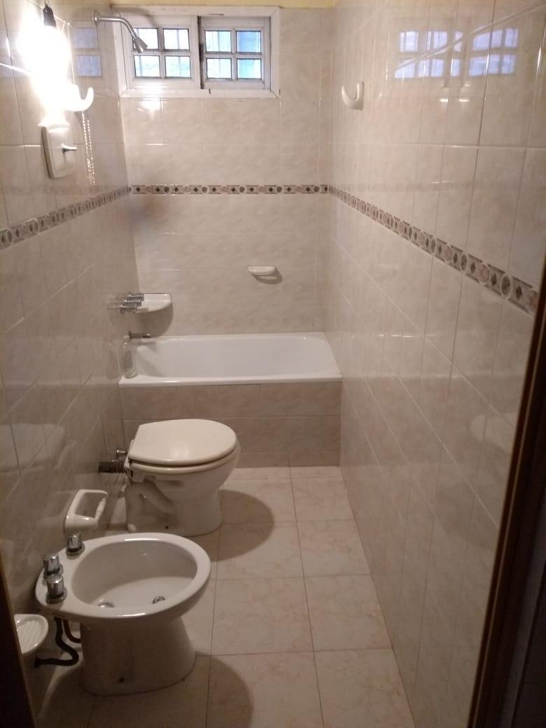 Foto de bajo el precio, PH. AL MEDIO, U$S30000, imagen 4