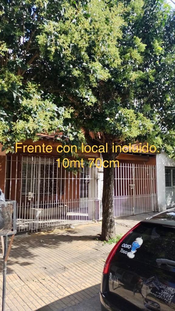 CASA PARA 2 FAMILIAS con local