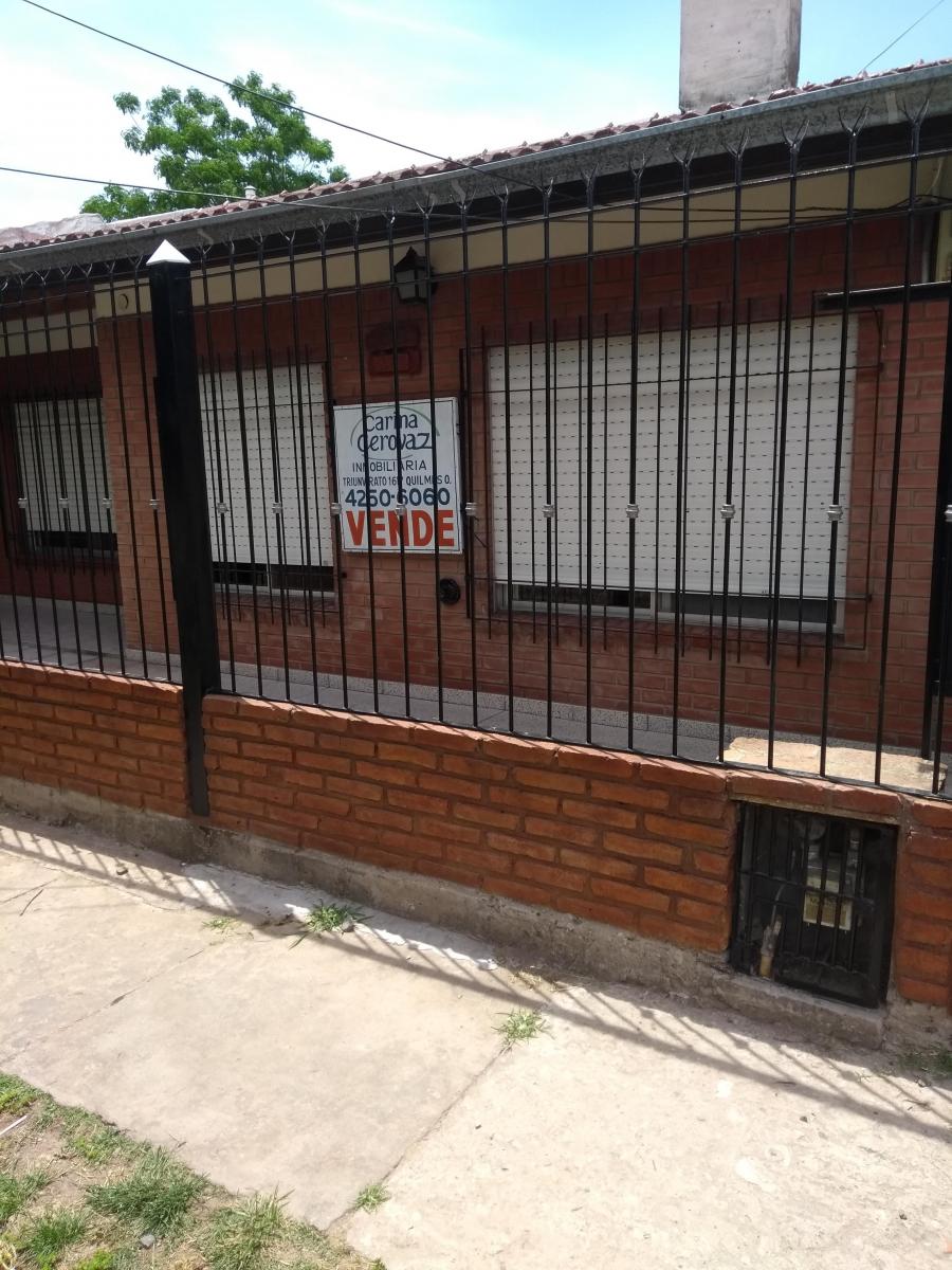 chalet sobre lote 10 por 30 (bajamos el precio)