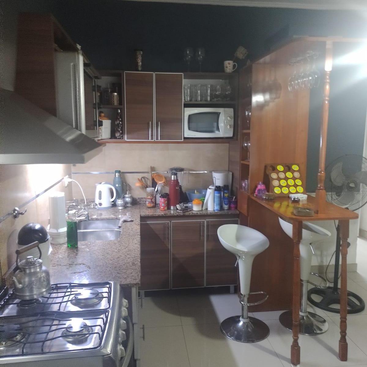 Foto de Chalet 5 ambientes con pileta + Departamento independiente, imagen 2