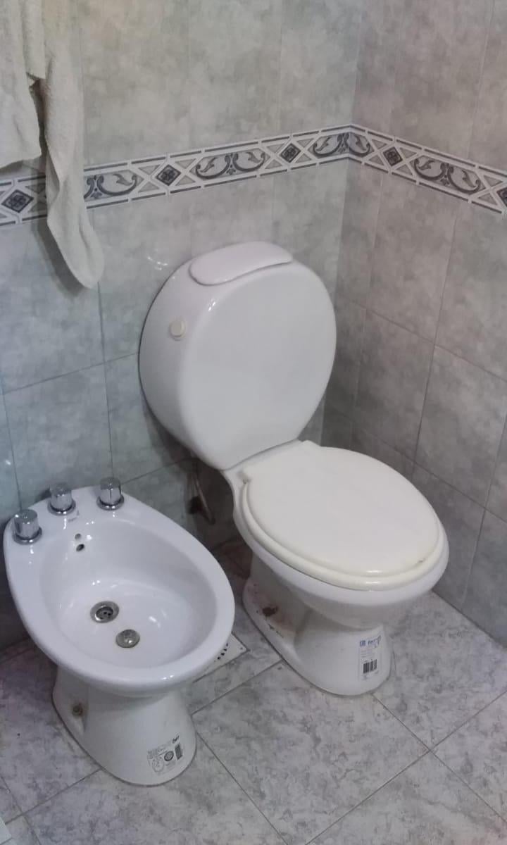 Foto de Terreno de 10x22 con Casa - APTA CREDITO - La Carolina, imagen 2