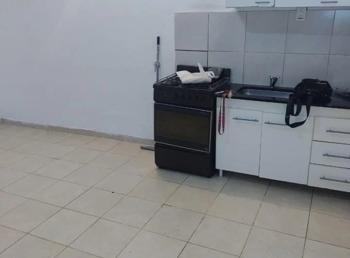 departamento en dos plantas, dos ambientes 2