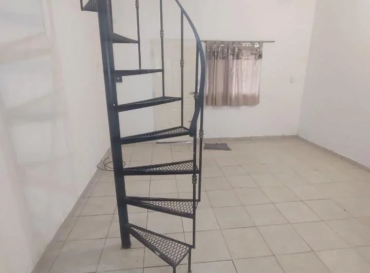 departamento en dos plantas, dos ambientes 4