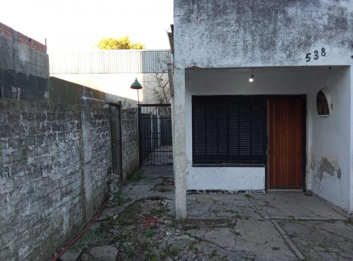 casa sobre lote de 12.60 por 20 mts 5