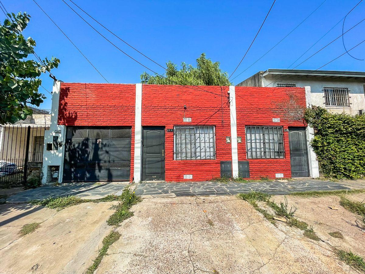 Casa 4 ambientes y 2 departamentoscon sobre terreno de 270 m² en venta