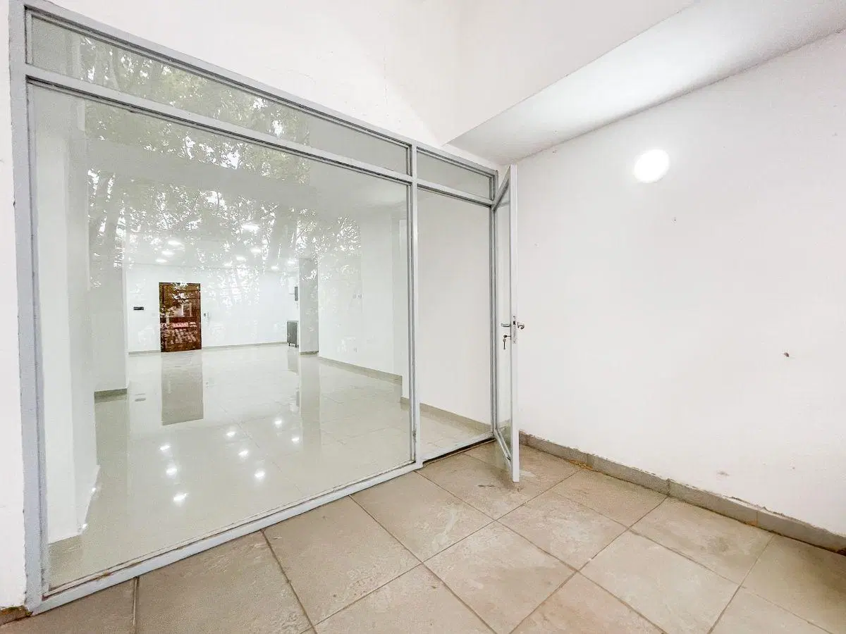 Amplio dúplex 3 ambientes con balcón y excelente distribución - Quilmes Oeste - 1.D 5