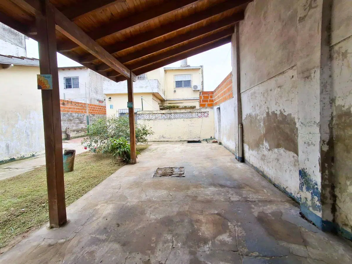 2 PH 3 AMBIENTES CON PATIO Y COCHERA - QUILMES OESTE 2