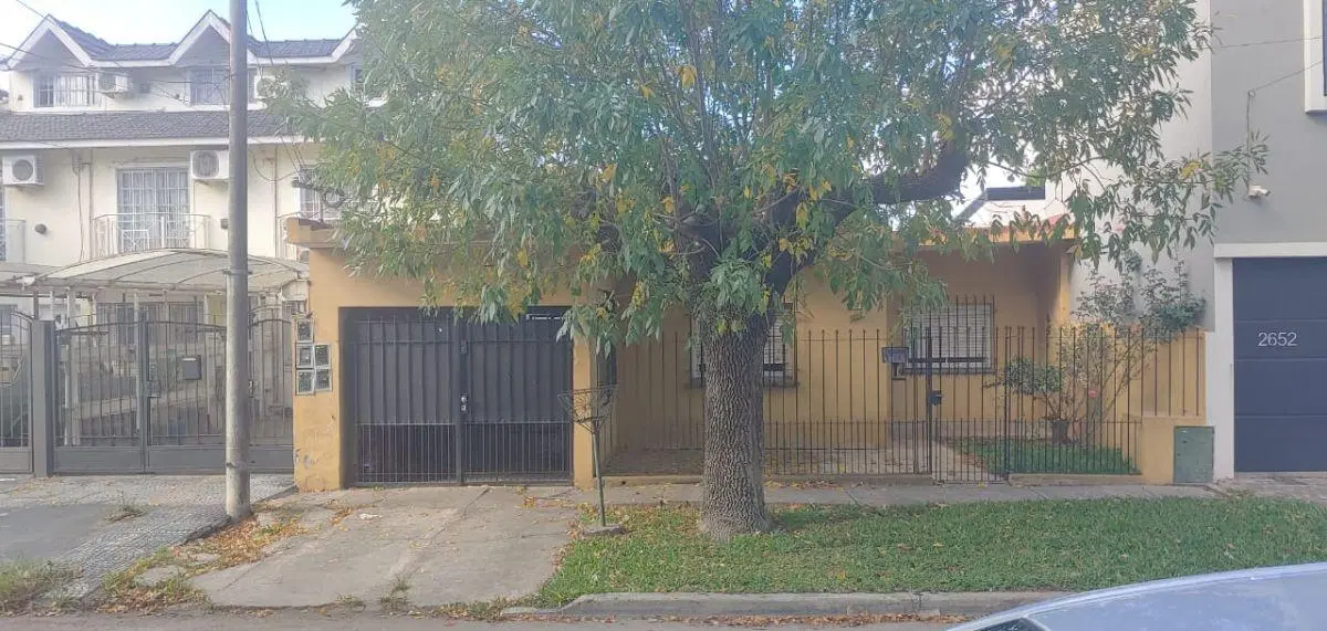 Dos Casas Sobre Lote de 10x30m en Excelente Ubicación - Quilmes Oeste 1