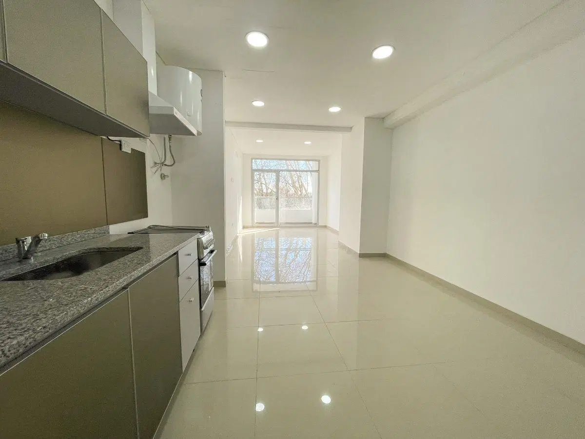 Departamento 2 ambientes con Balcón | Moskedi | Quilmes Oeste 1.B 1