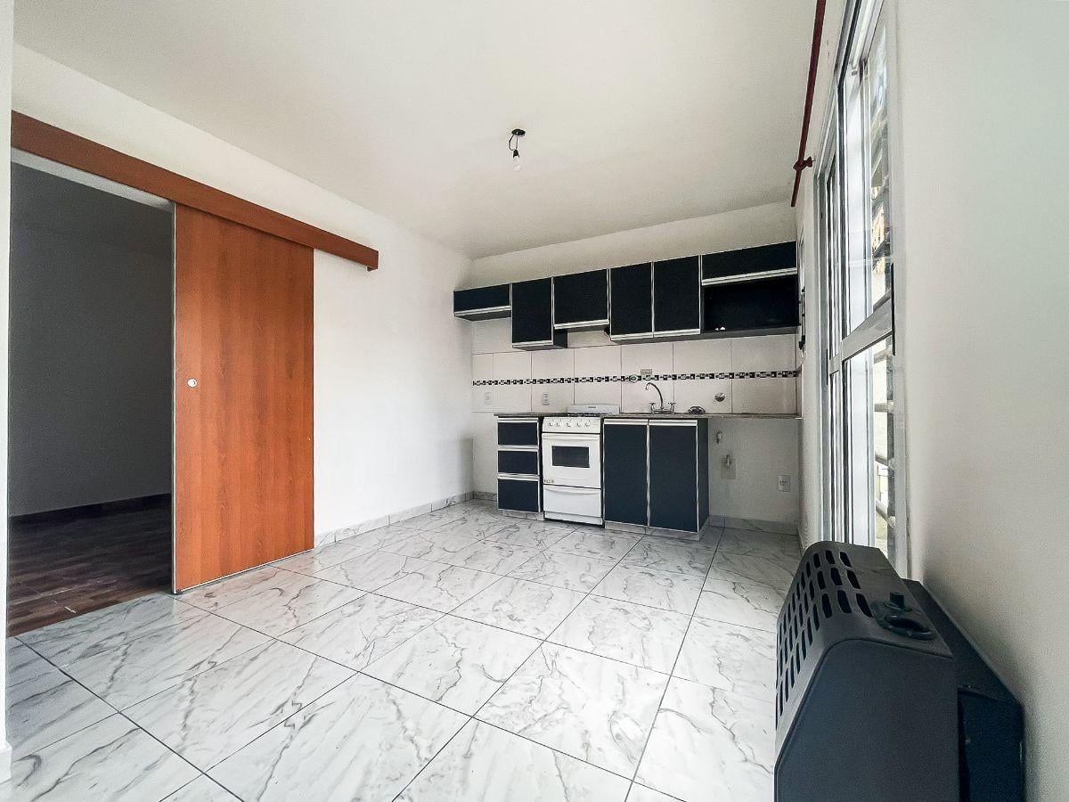Foto de DEPARTAMENTO 2 AMBIENTES EN QUILMES OESTE, imagen 1