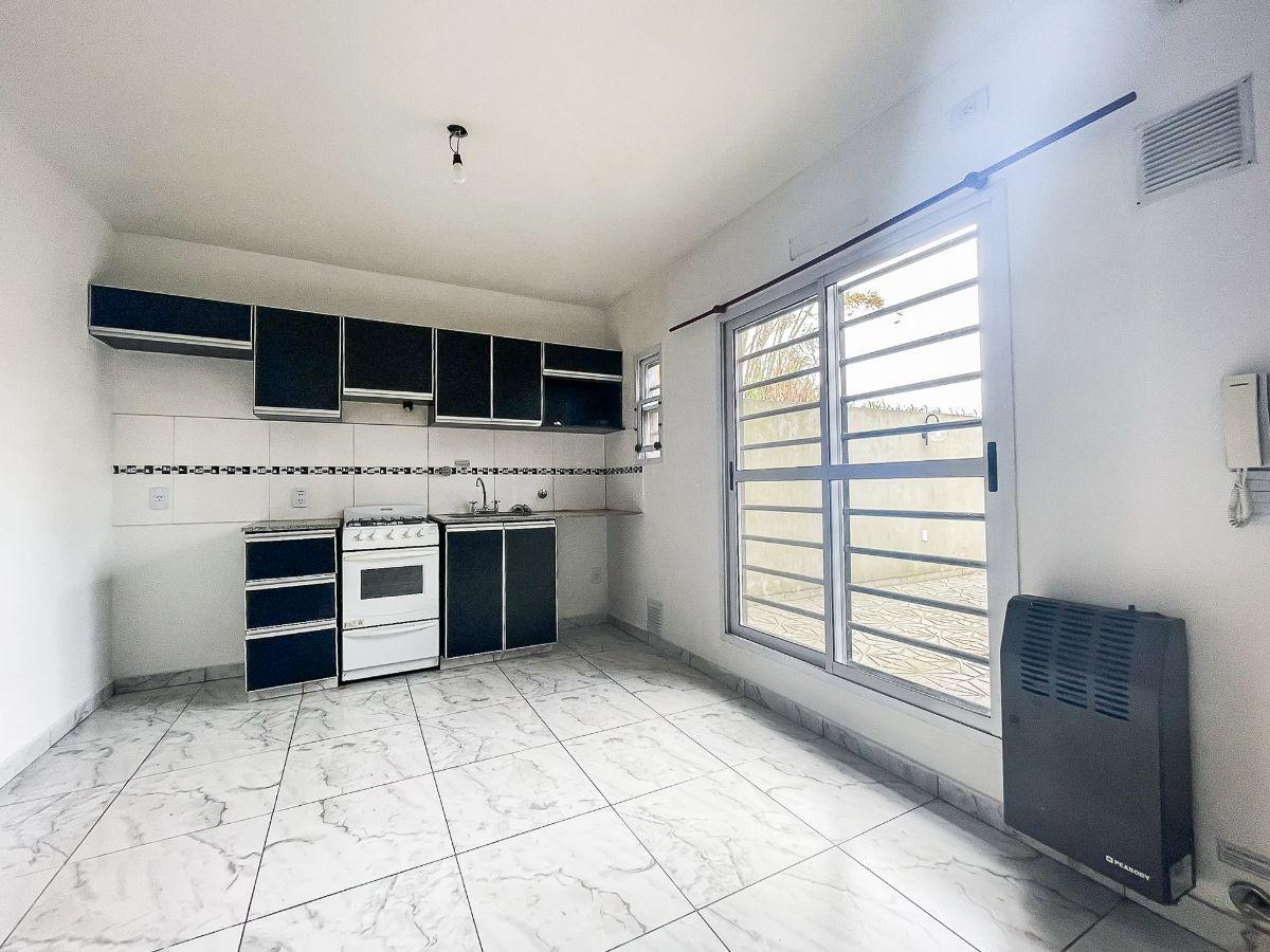 Foto de DEPARTAMENTO 2 AMBIENTES EN QUILMES OESTE, imagen 5