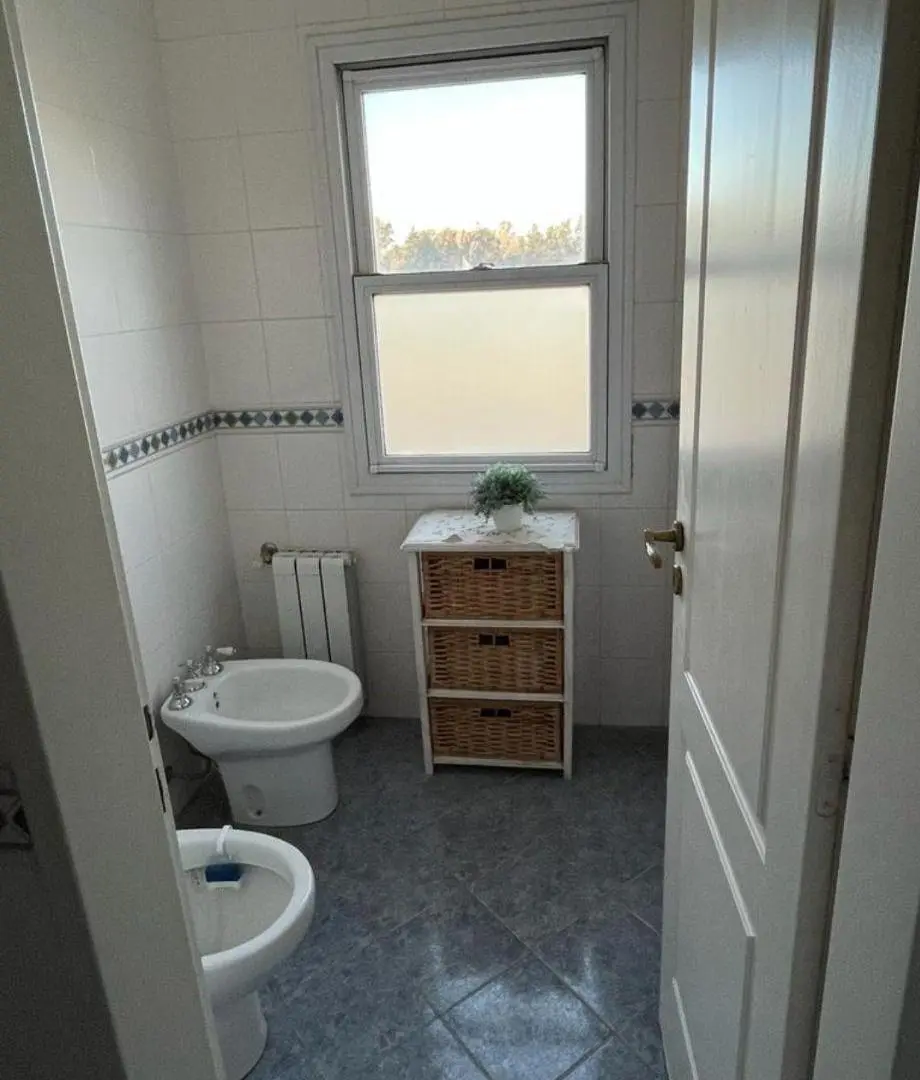 Casa de 250 m² con 4 dormitorios en alquiler en Marinas del Pilar 8
