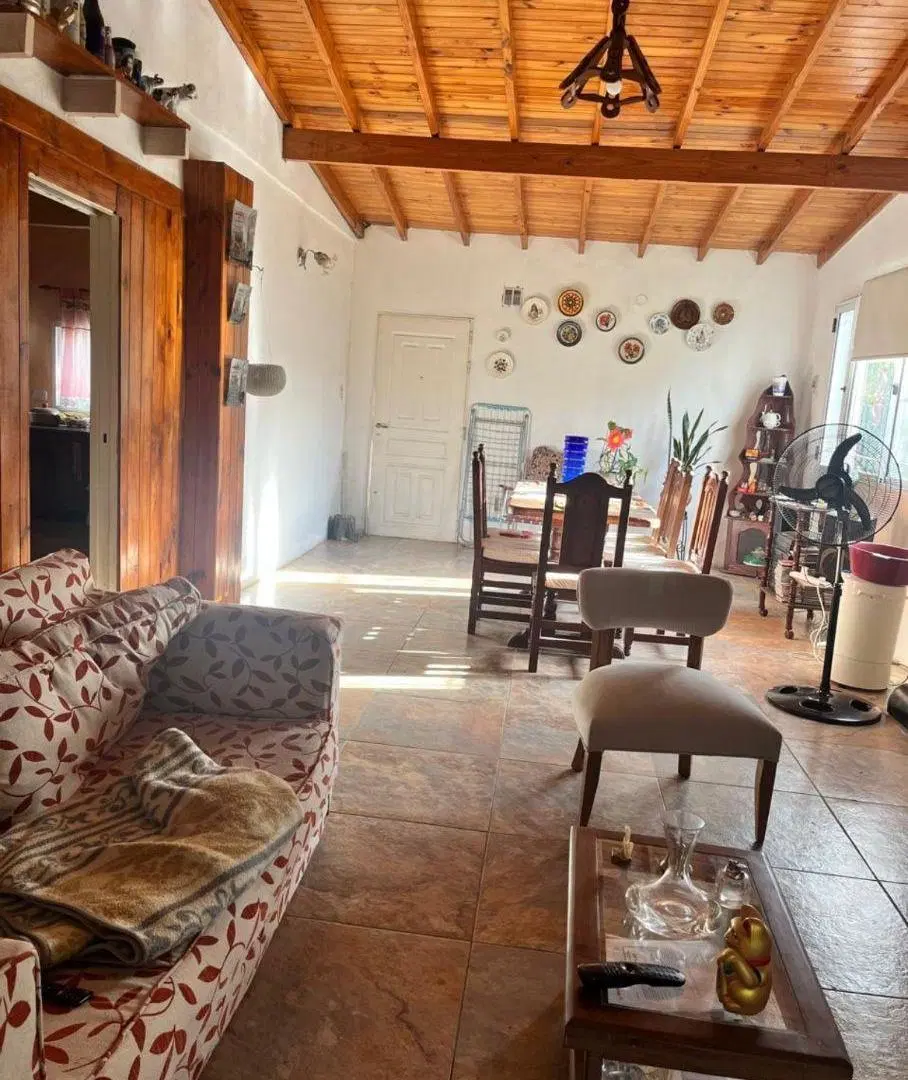 CASA UN DORMITORIO MAS ENTREPISO 1