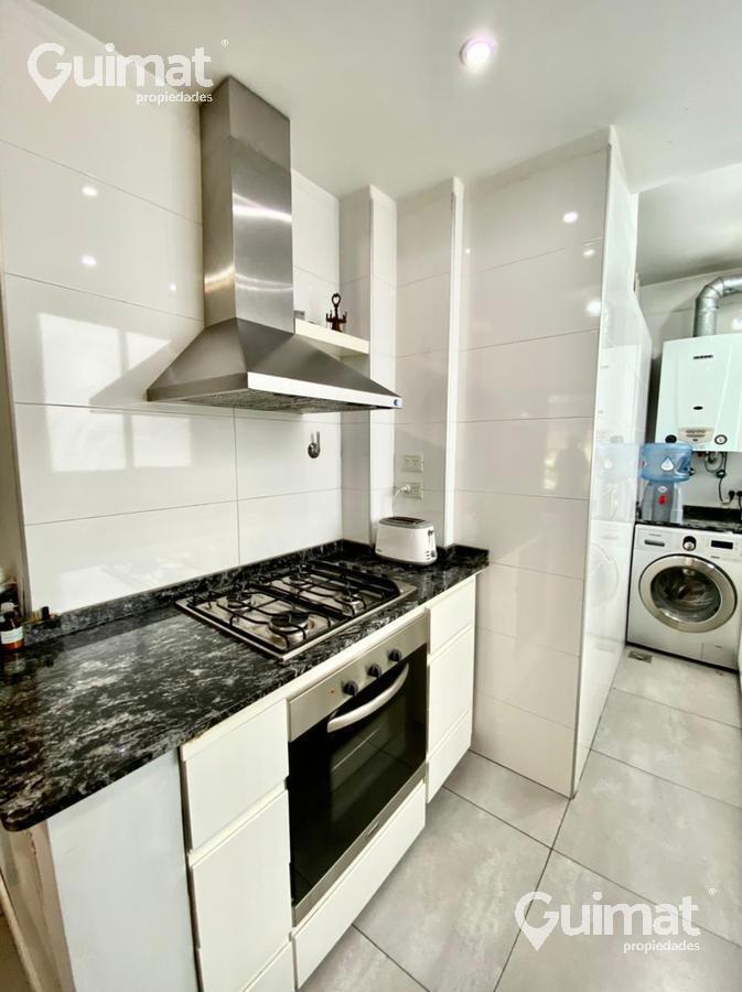 Excelente Semipiso Reciclado de 3 Ambientes Mas Escritorio. 4
