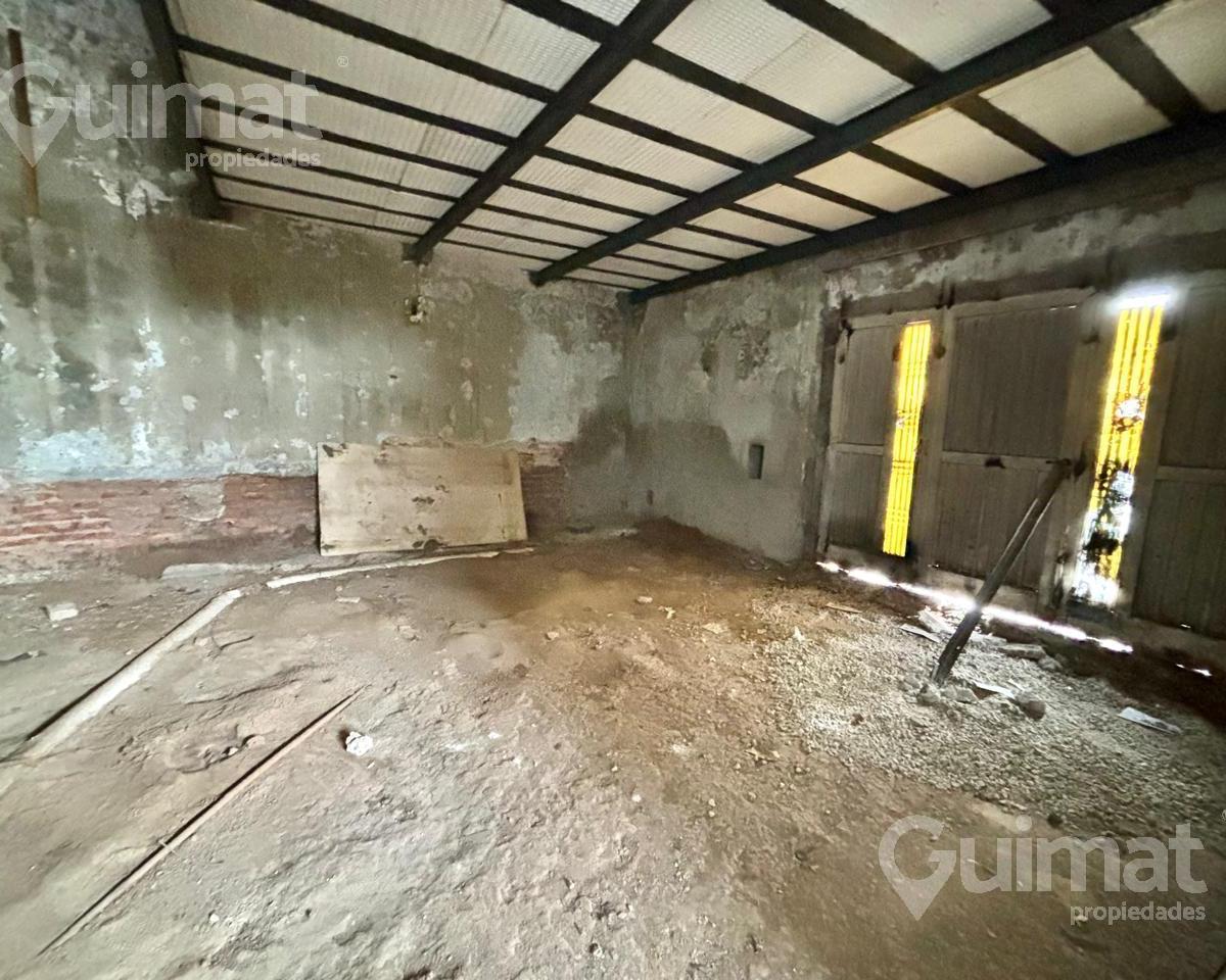 Deposito en Esquina - 121 m² - Fragata Sarmiento 2300 - Salida a 2 Calles 2