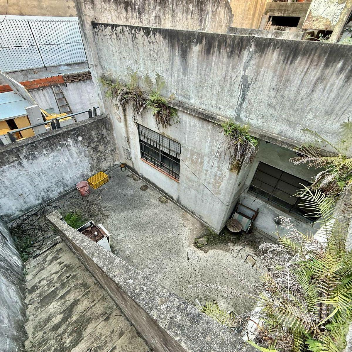 259 m². Oportunidad! 2 Locales Comerciales Más PH en Block, Av San Martín 2500 - Sin Expensas 4