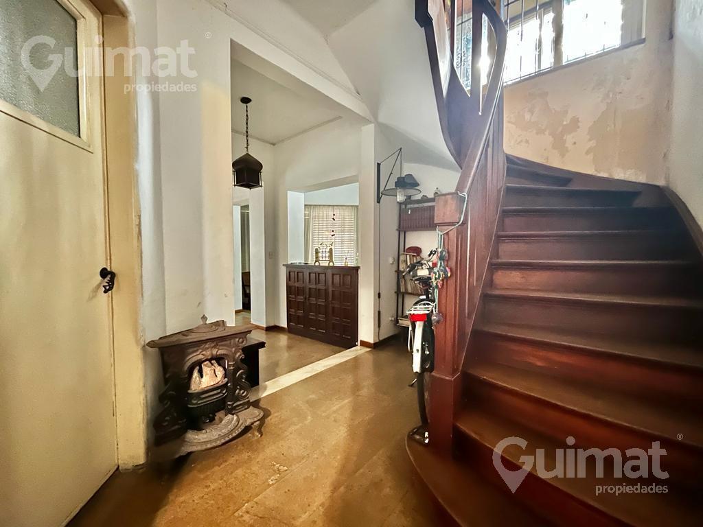 Casa 234 m² con Jardín - Apta Crédito 1