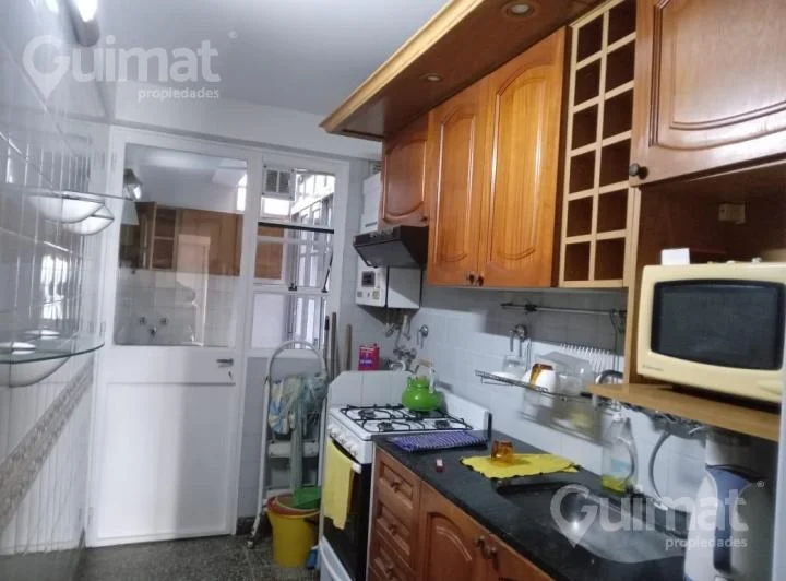 Departamento en Barrio Norte, 2 ambientes amoblado y con cochera  fija 2