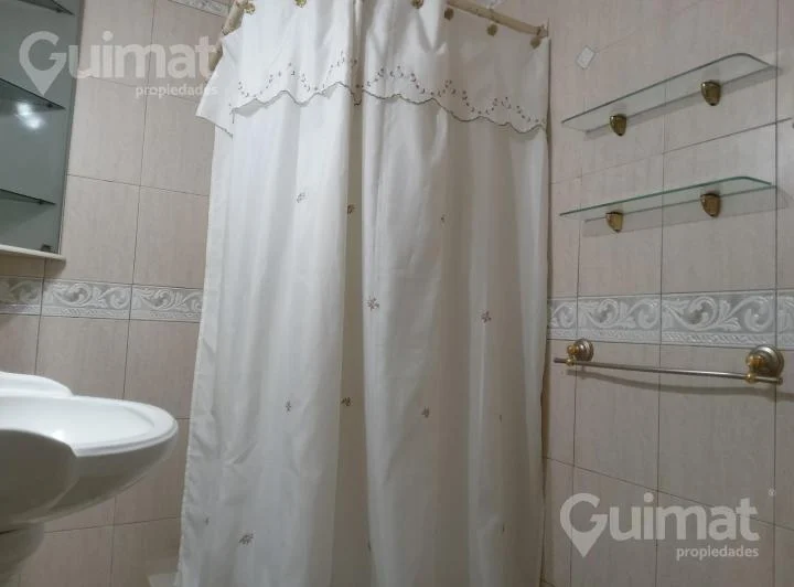Departamento en Barrio Norte, 2 ambientes amoblado y con cochera  fija 4