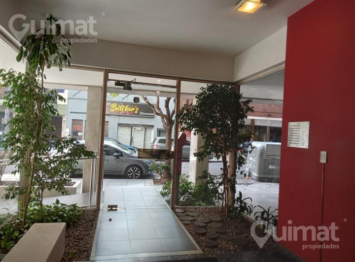 Departamento en Barrio Norte, 2 ambientes amoblado y con cochera  fija 1