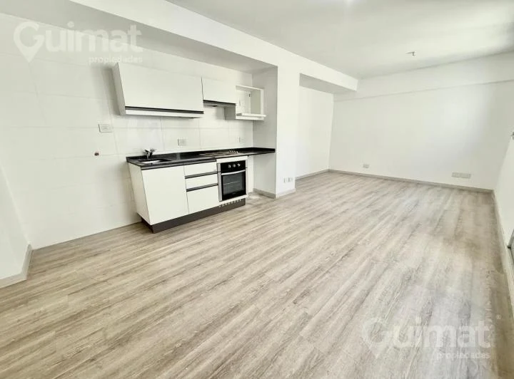 Monoambiente c/balc. FULL Amenities. Excelente ubicacion. Mendoza y Burela. 5