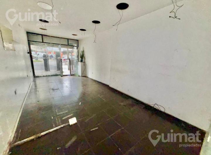 Excelente Local en Av. San Martín 2500 - Sin Expensas 3